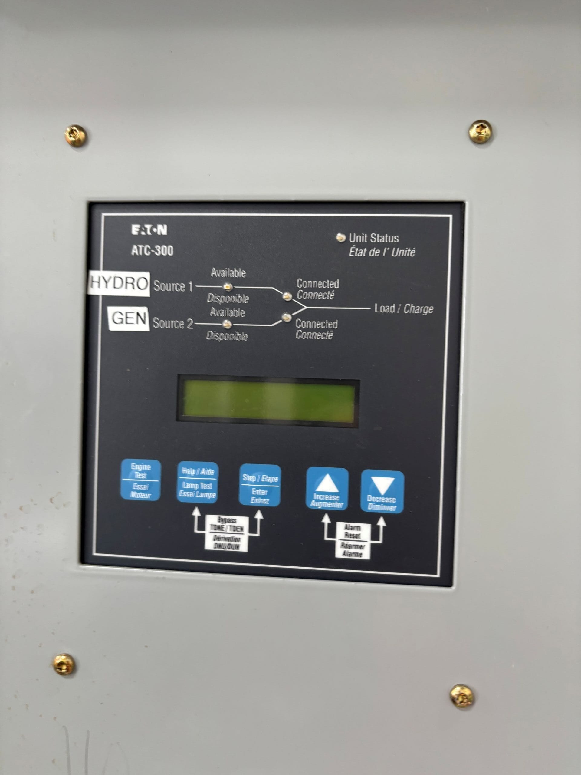 Used 200A 600/347V Eaton automatic transfer switch with bypass switch, indoor rated - Image 3