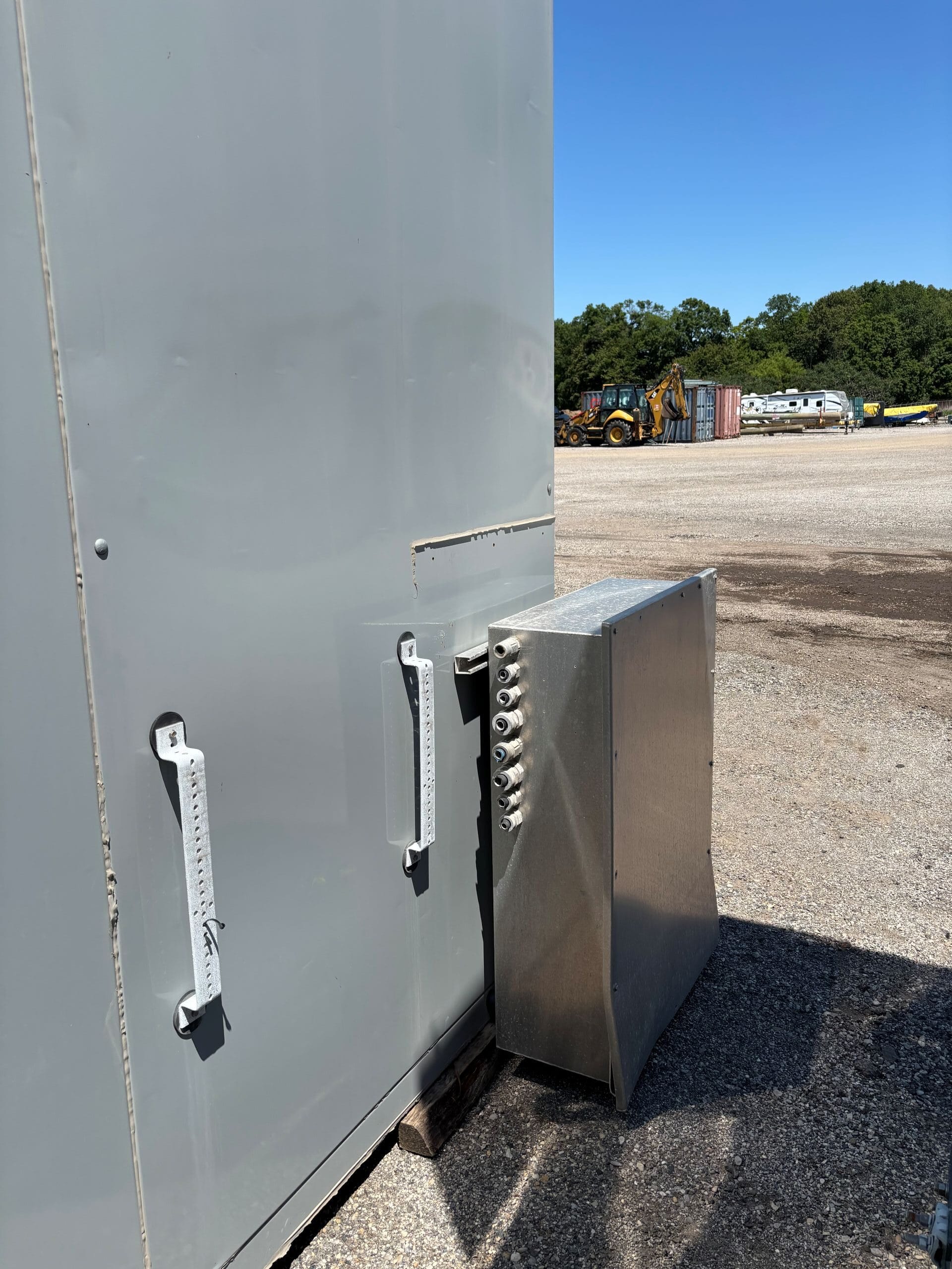 Used Eaton 1200A 38KV vacuum breaker model 380VCP-WR25 with isolation switch - Nema 3R rated - Image 7